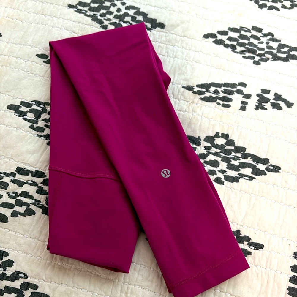 Lululemon Athletica Magenta Smoke Align Leggings; Rarely worn; Like New!